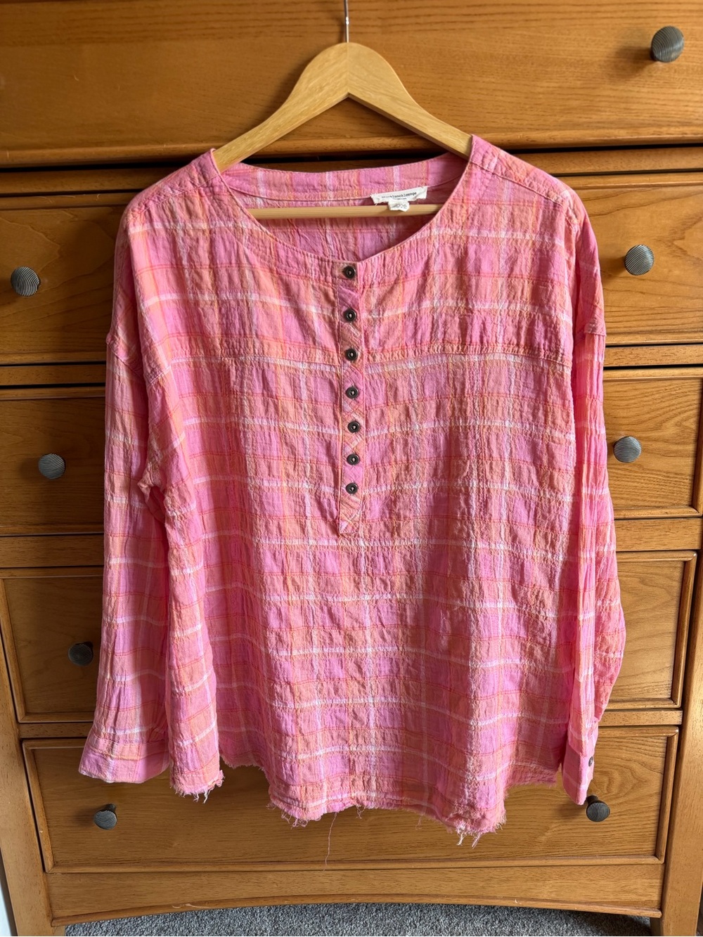Beach Lunch Lounge Womens Shirt Large Pink Plaid 1/2 Button Long Sleeve Relaxed
